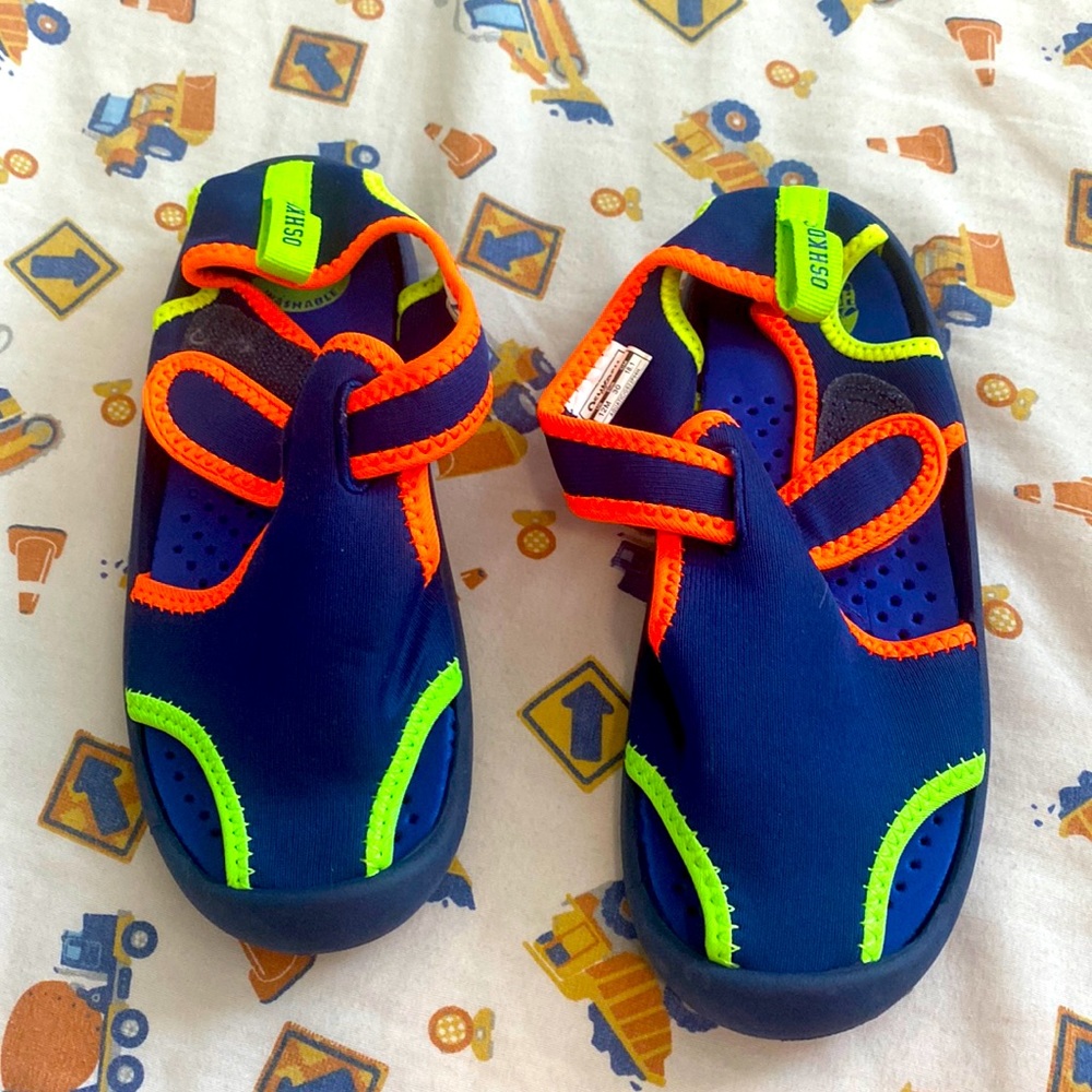 Water shoes